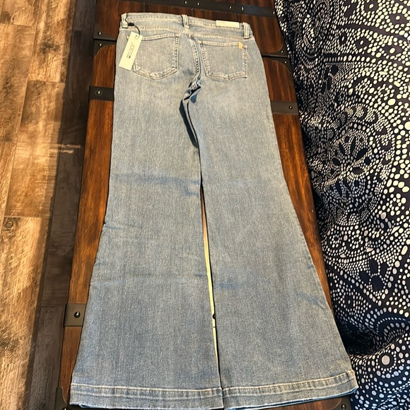 NEW Joe’s Jeans- THE MOLLY
HIGH RISE FLARE TROUSER // size 29- inseam 32” - Picture 8 of 11